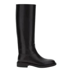 Ascott Boot