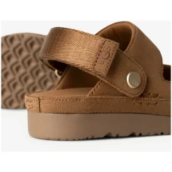 Brown Glide Sandals with Starry Embellishments