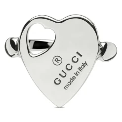 Trademark Ring in sterling silver with heart motif